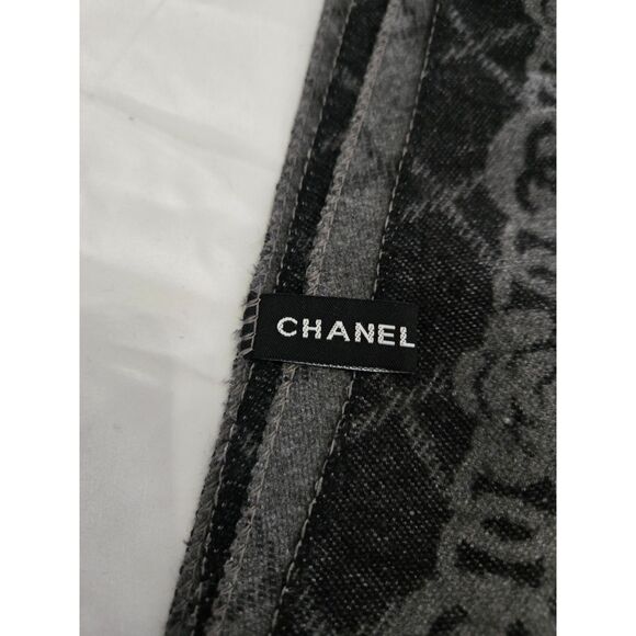 Chanel Cashmere Silk Scarf Black Gray Winter Fall - Picture 2 of 3